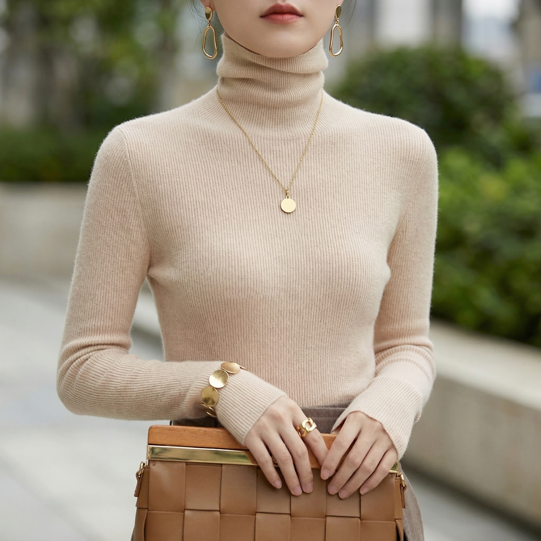 Aria Cashmere Turtleneck