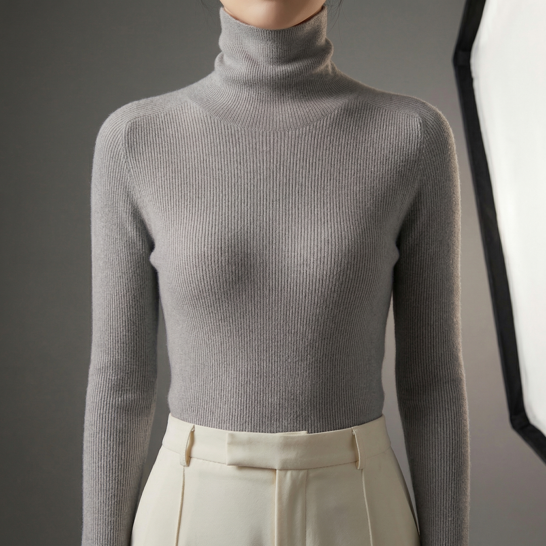 Mila Cashmere Turtleneck