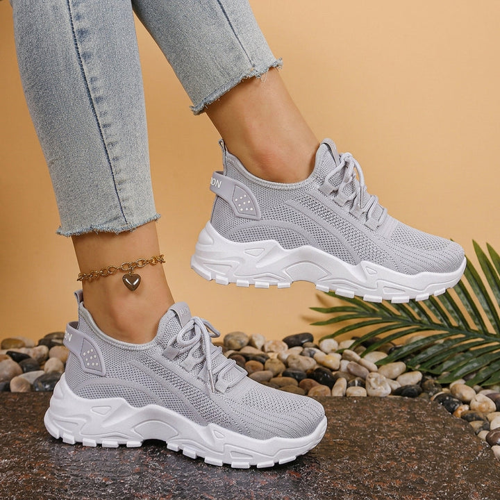 Maica Arch Support Sneakers