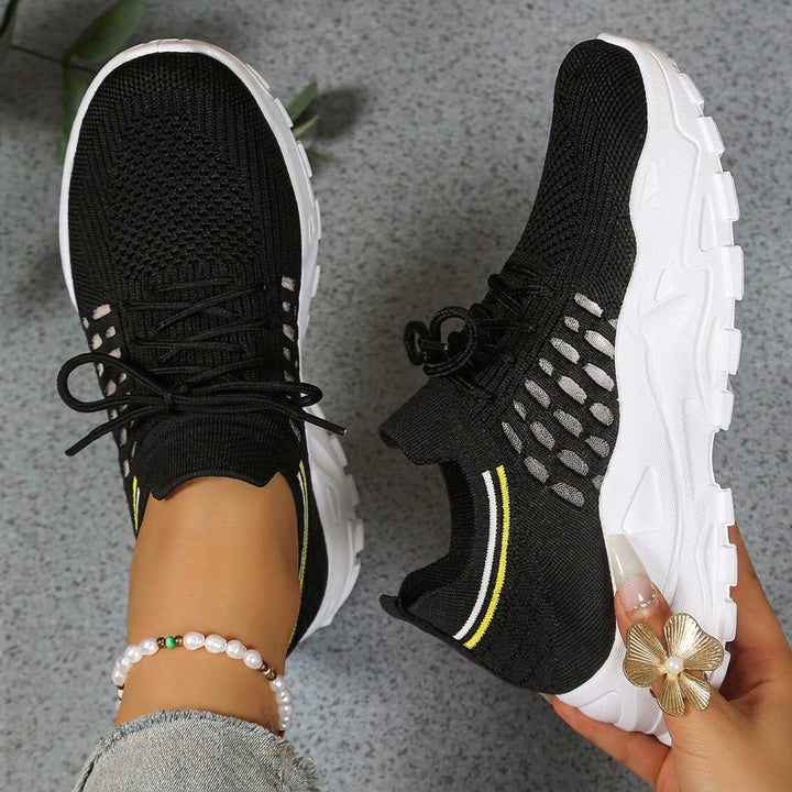 Maica Arch Support Sneakers