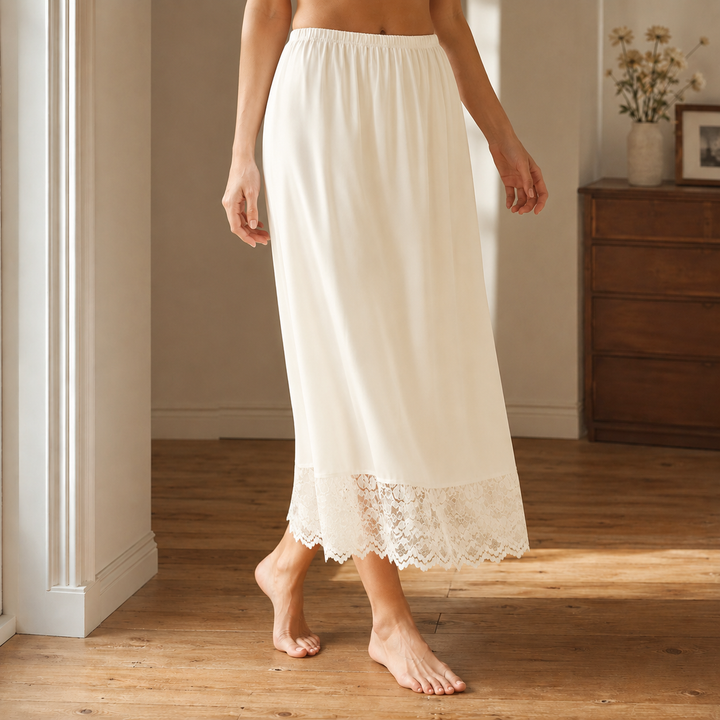 Anouska Lace Skirt